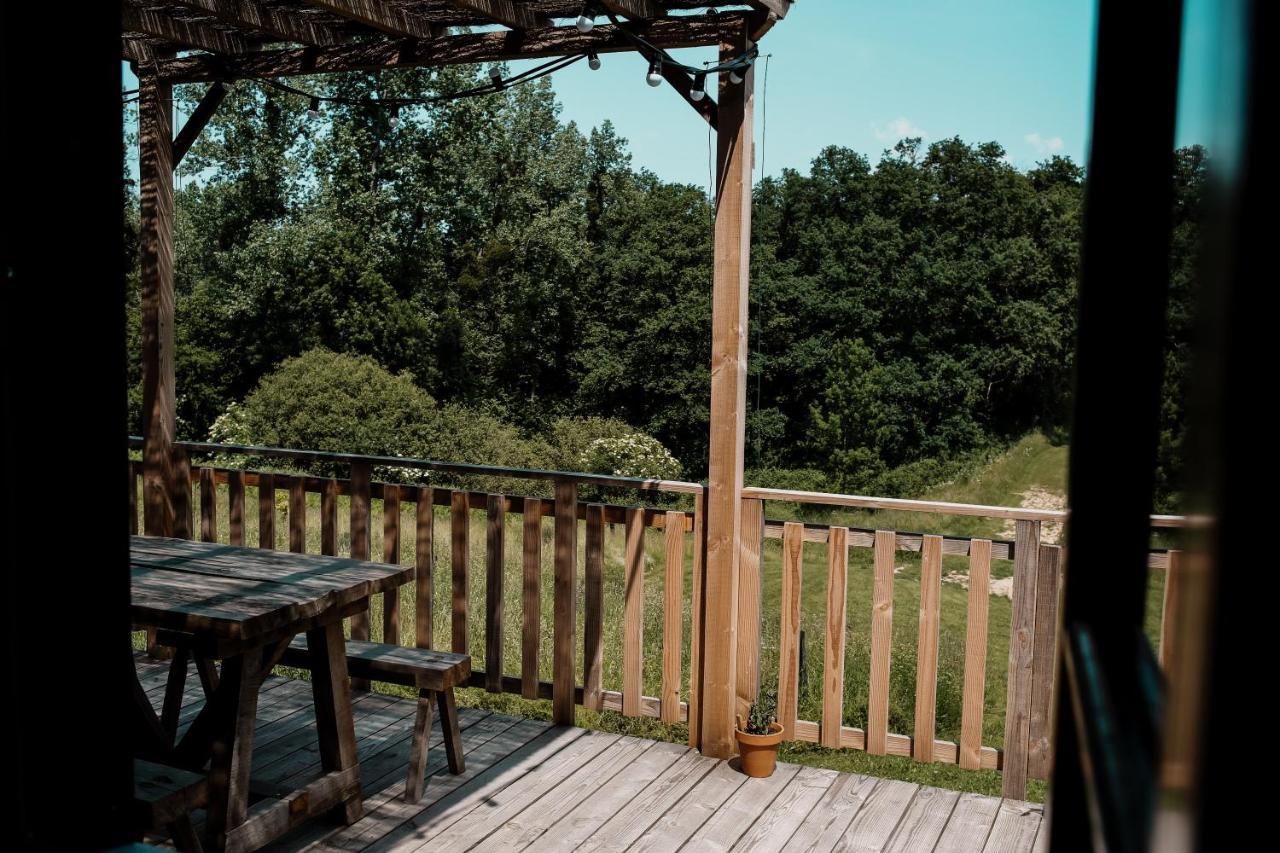 La Ferme Du Pont De Maumy, Cabane Au Bord De L'Etang Et Bain Nordique Busserolles Bagian luar foto