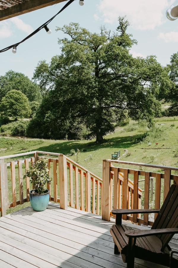 La Ferme Du Pont De Maumy, Cabane Au Bord De L'Etang Et Bain Nordique Busserolles Bagian luar foto