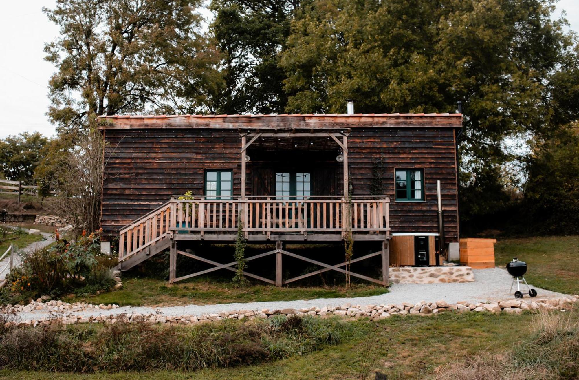 La Ferme Du Pont De Maumy, Cabane Au Bord De L'Etang Et Bain Nordique Busserolles Bagian luar foto