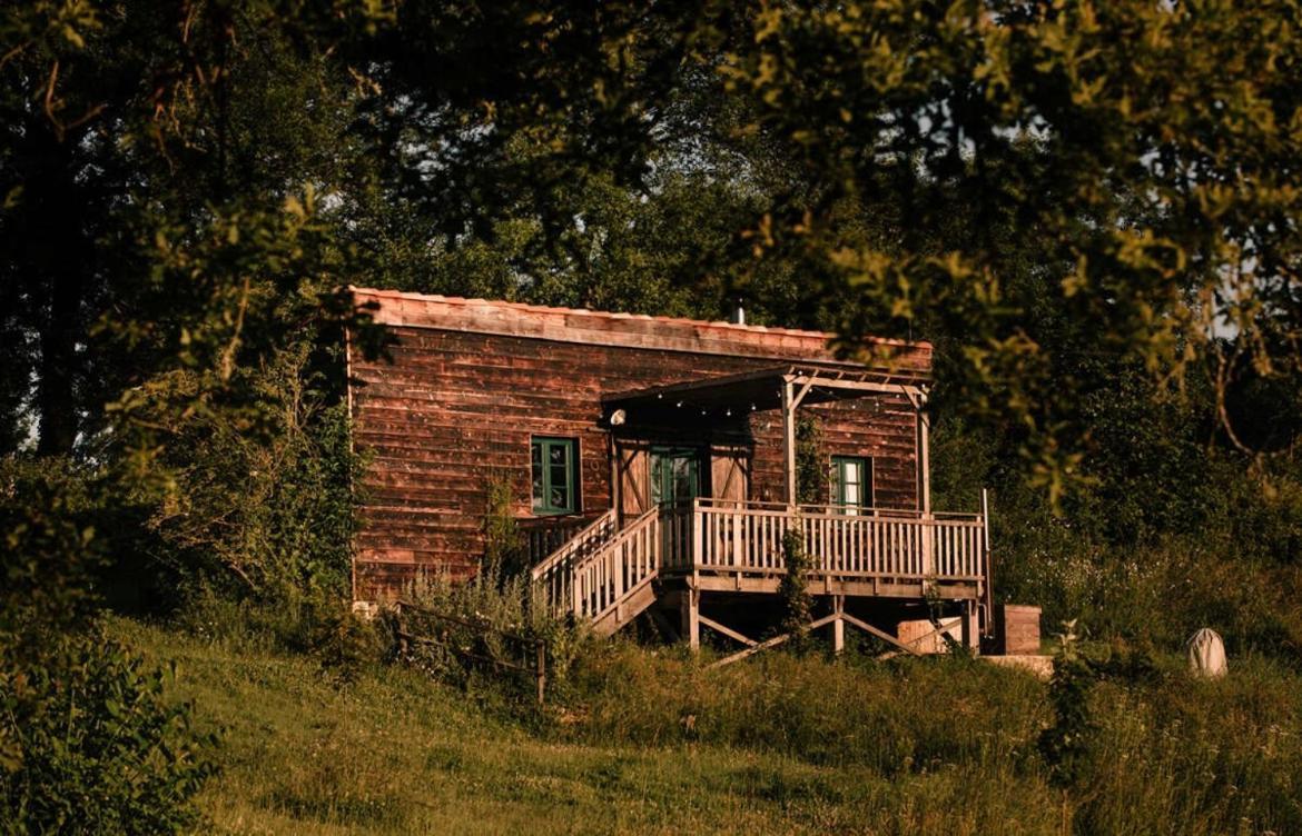 La Ferme Du Pont De Maumy, Cabane Au Bord De L'Etang Et Bain Nordique Busserolles Bagian luar foto